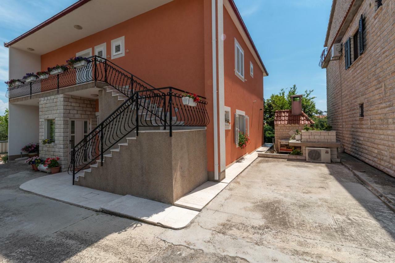 Marinella Apartment Трогир Екстериор снимка
