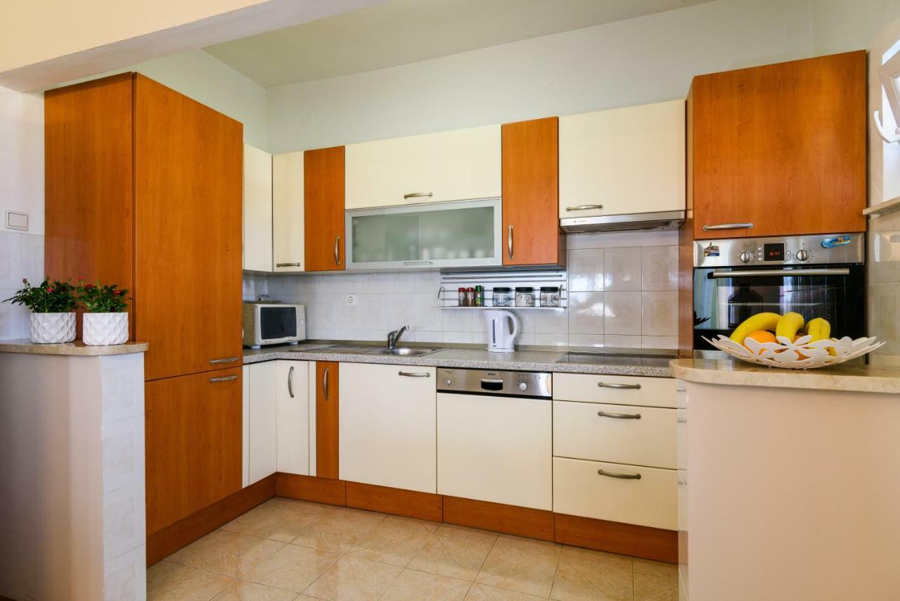 Marinella Apartment Трогир Екстериор снимка