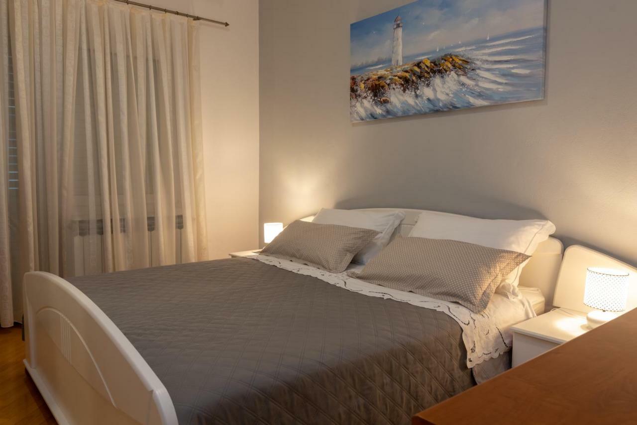 Marinella Apartment Трогир Екстериор снимка