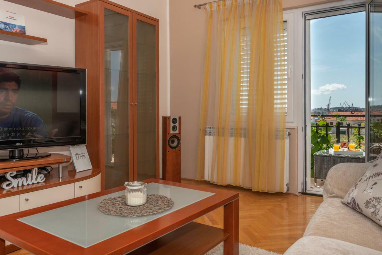 Marinella Apartment Трогир Екстериор снимка