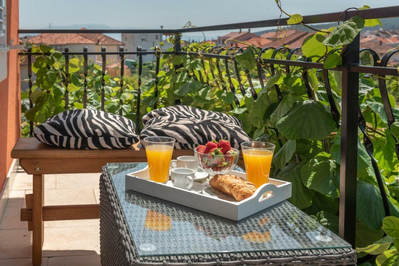 Marinella Apartment Трогир Екстериор снимка